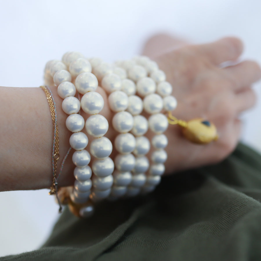 ANIGIGPEARL WHIRL BANGLE