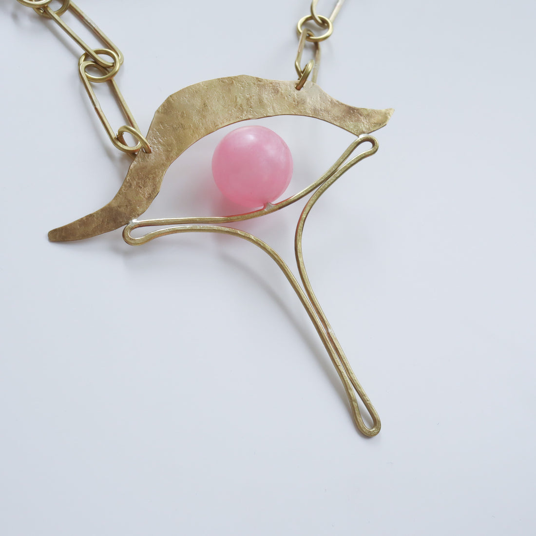 O'Tru no Trus  BIG PIN SCULPTURE PINK
