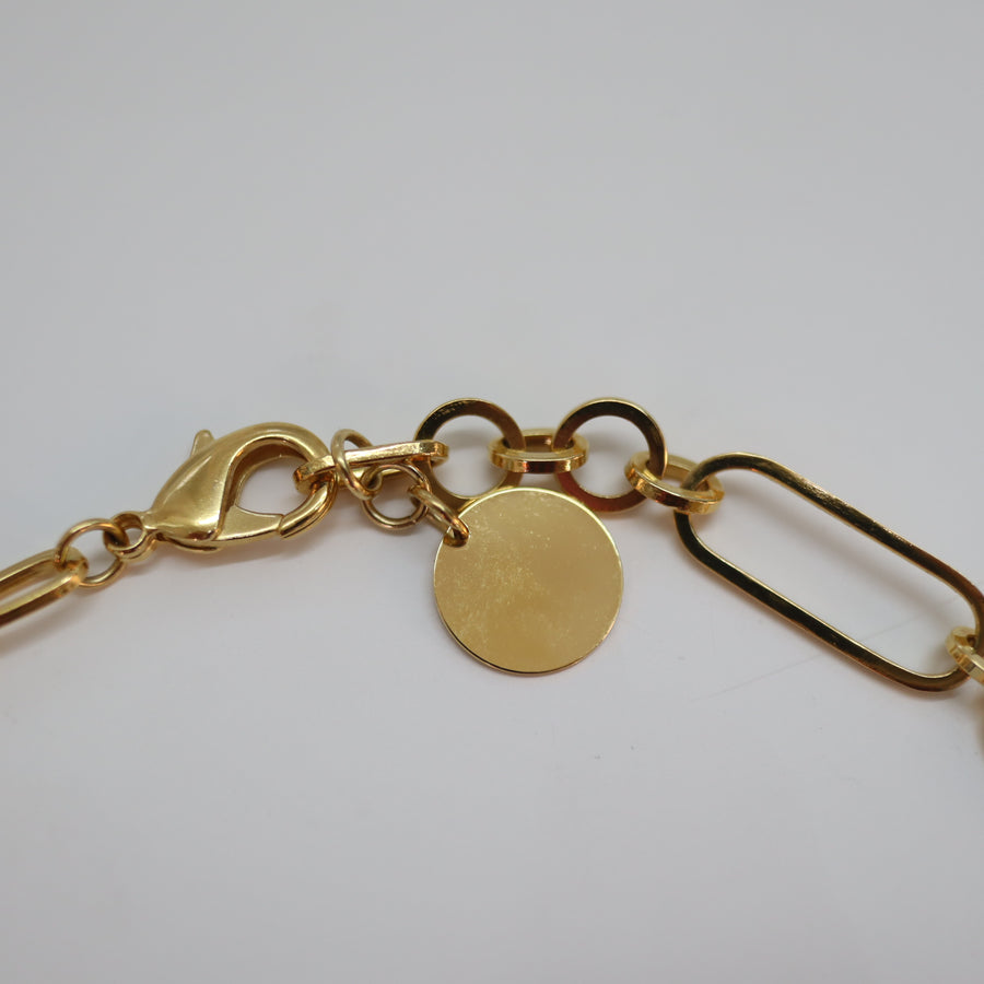 ANDRESGALLARDOHEART COUPLE HANDS NECKLACE