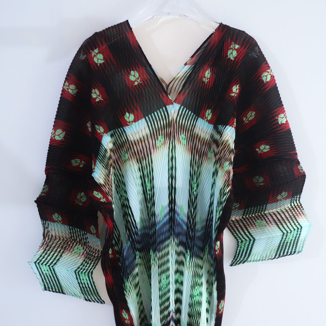 JULIA HEUER  SUE HANDPLEATED KAFTAN IN LIGHT HELGE
