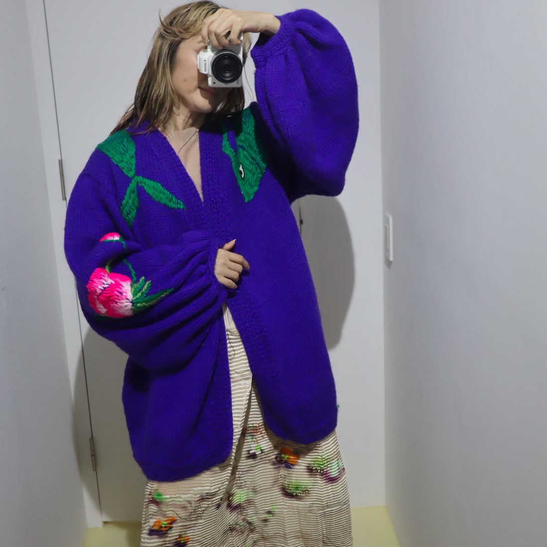 SOFIO GONGLI  VOLUME SLEEVE KNIT CARDIGAN PURPLE