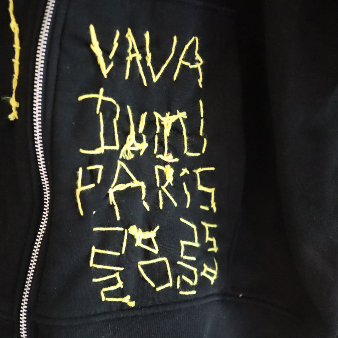VAVA DUDU  EMBROIDERY HOODIE  BLACK×YELLOW