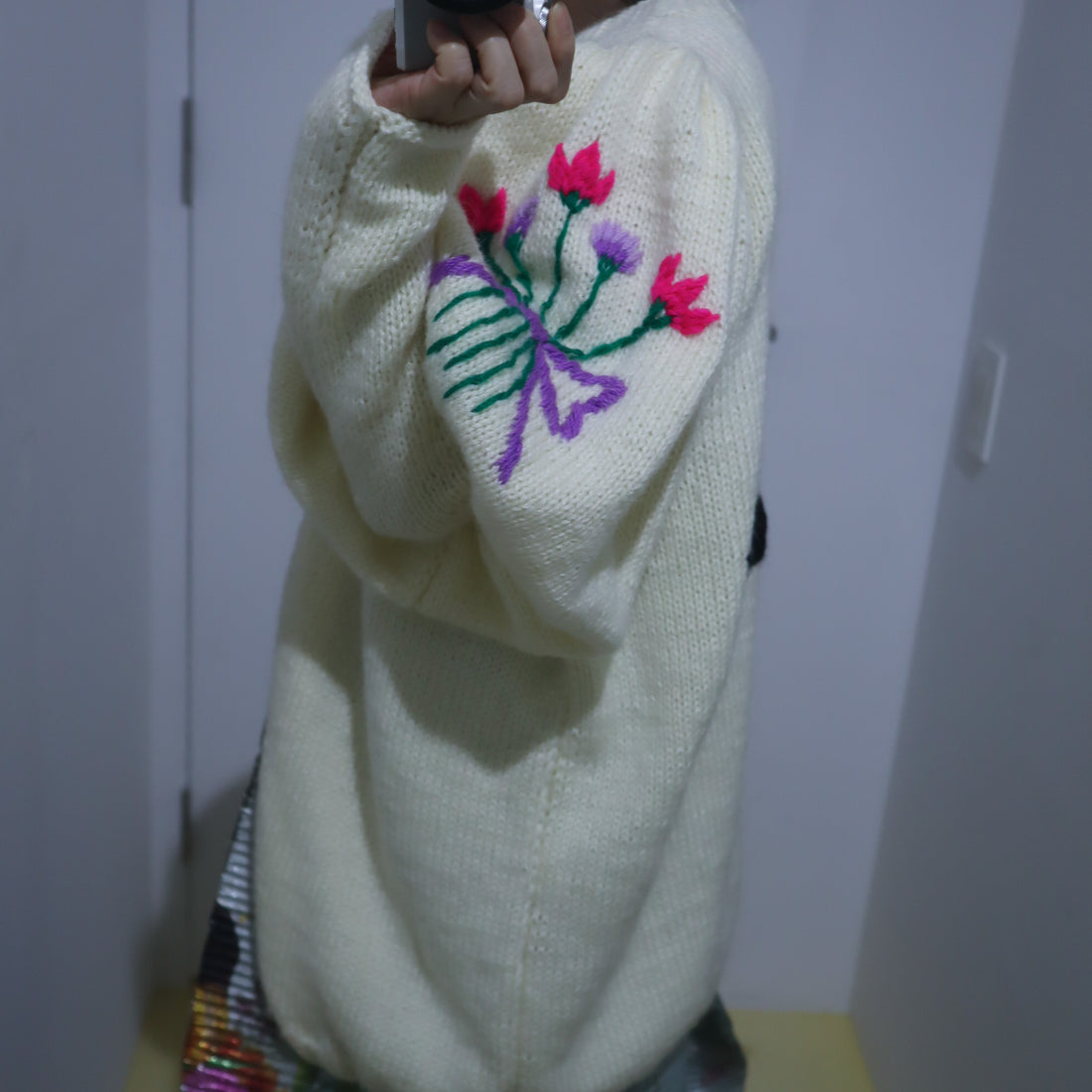 SOFIO GONGLI  FLOWER KNIT CARDIGAN "K"