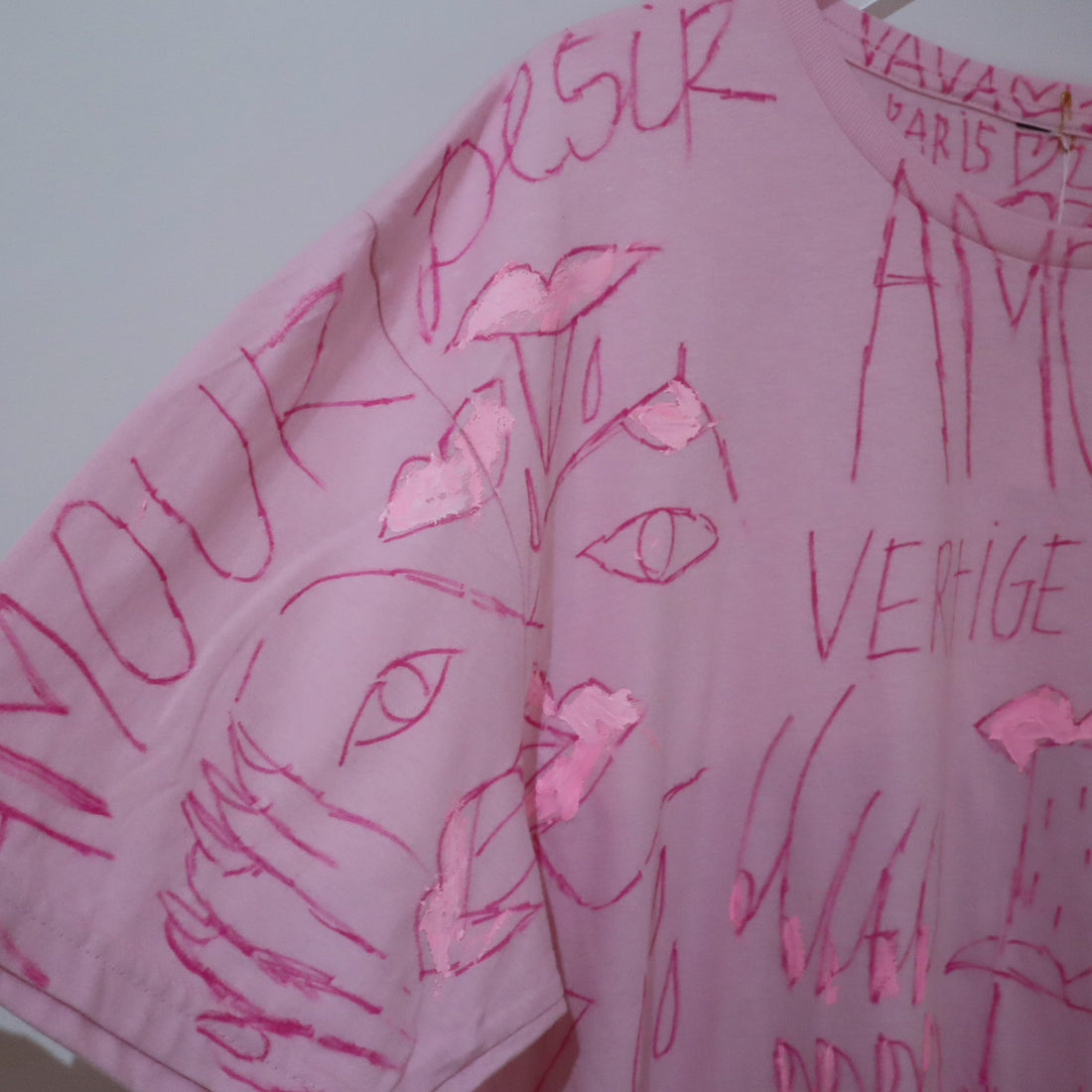 VAVA DUDU  PAINTED T-SHIRTS ”F”