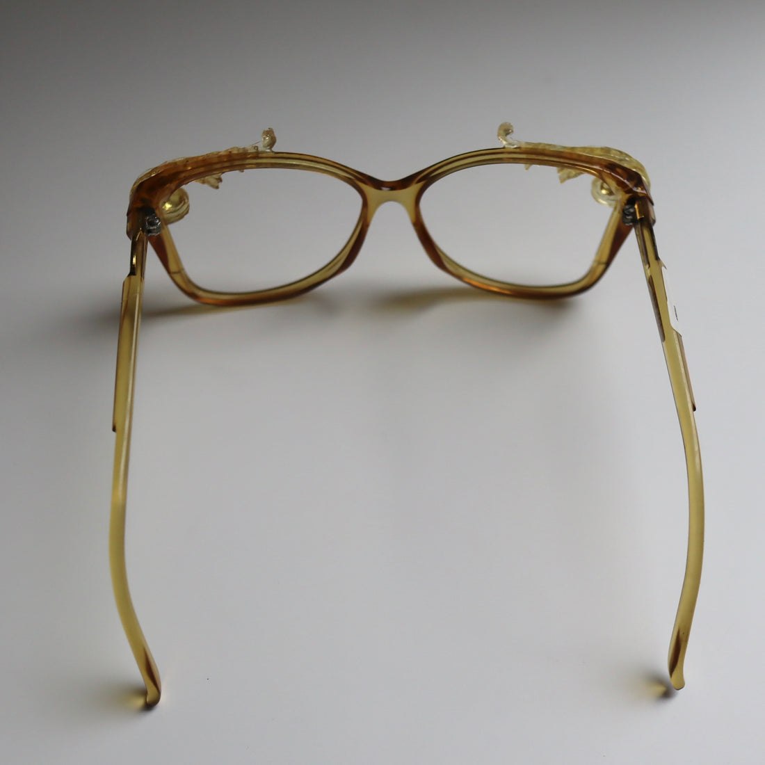 ANIGIG  MOLDING GLASSES   YELLOW