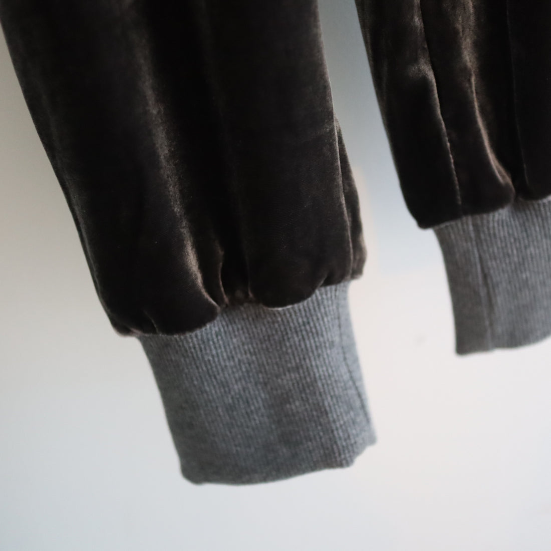 TRANSE PARIS  SILK VELVET PANTS