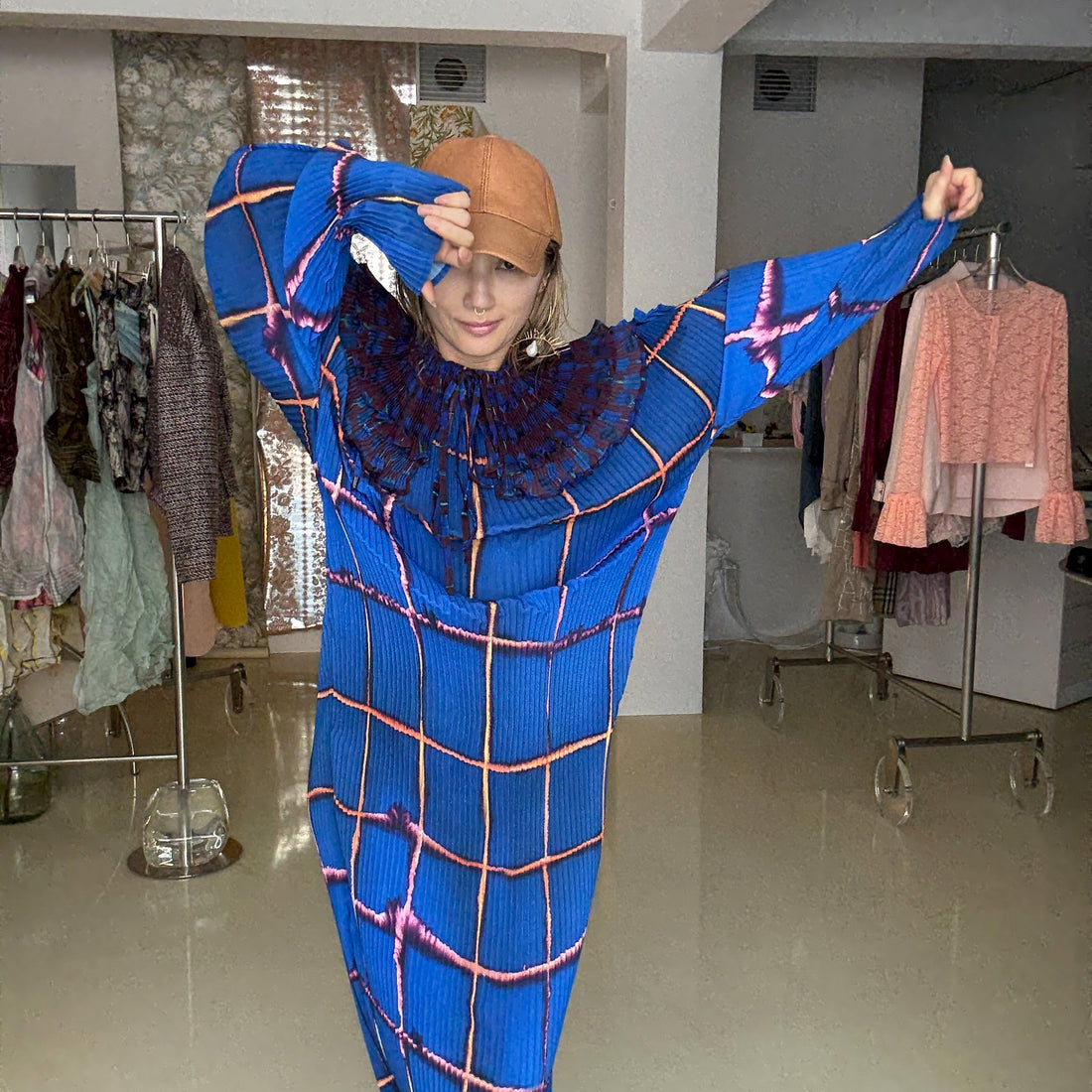 JULIA HEUER  WINNE PLEATED COLLAR IN MIA