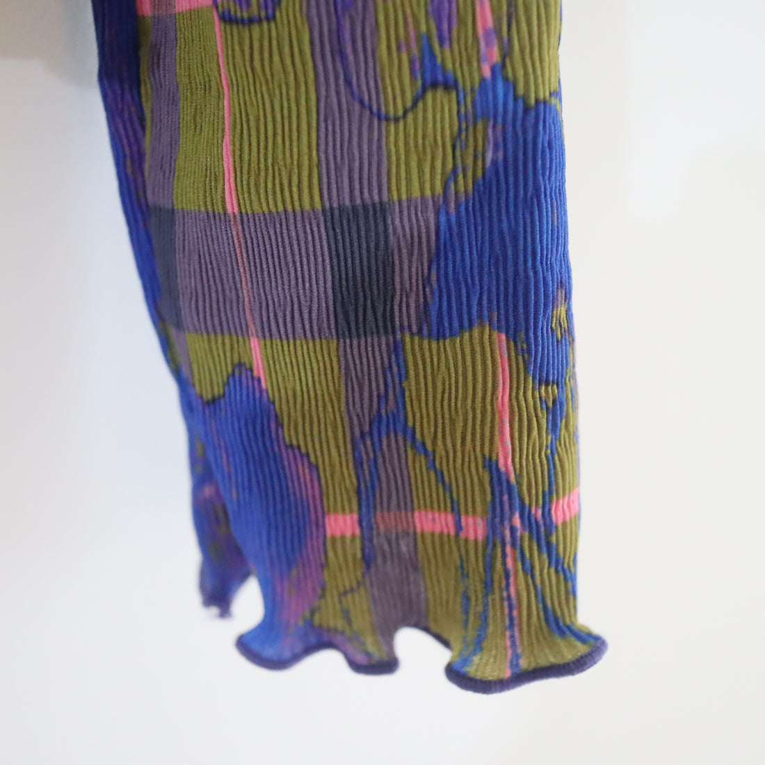 JULIA HEUER  KARL SMOCK PLEATED TOP IN MALIK