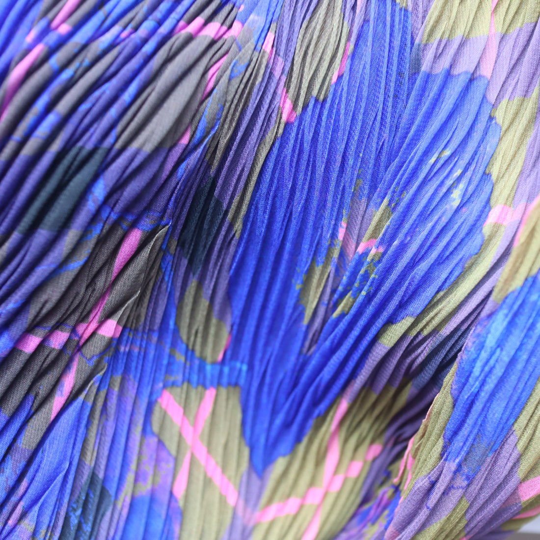 JULIA HEUER  SUE HANDPLEATED KAFTAN IN MALIK