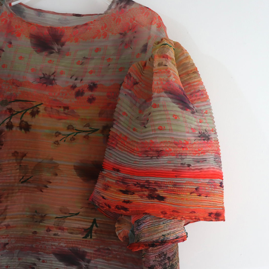 JULIA HEUER  ROBIN HANDPLEATED TOP IN BRUNO