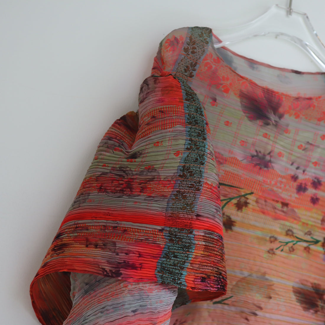 JULIA HEUER  ROBIN HANDPLEATED TOP IN BRUNO