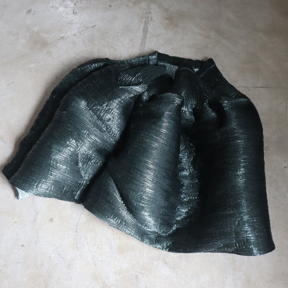JULIA HEUER  KENZA HANDPLEATED SKIRT IN MOSS METALLIC