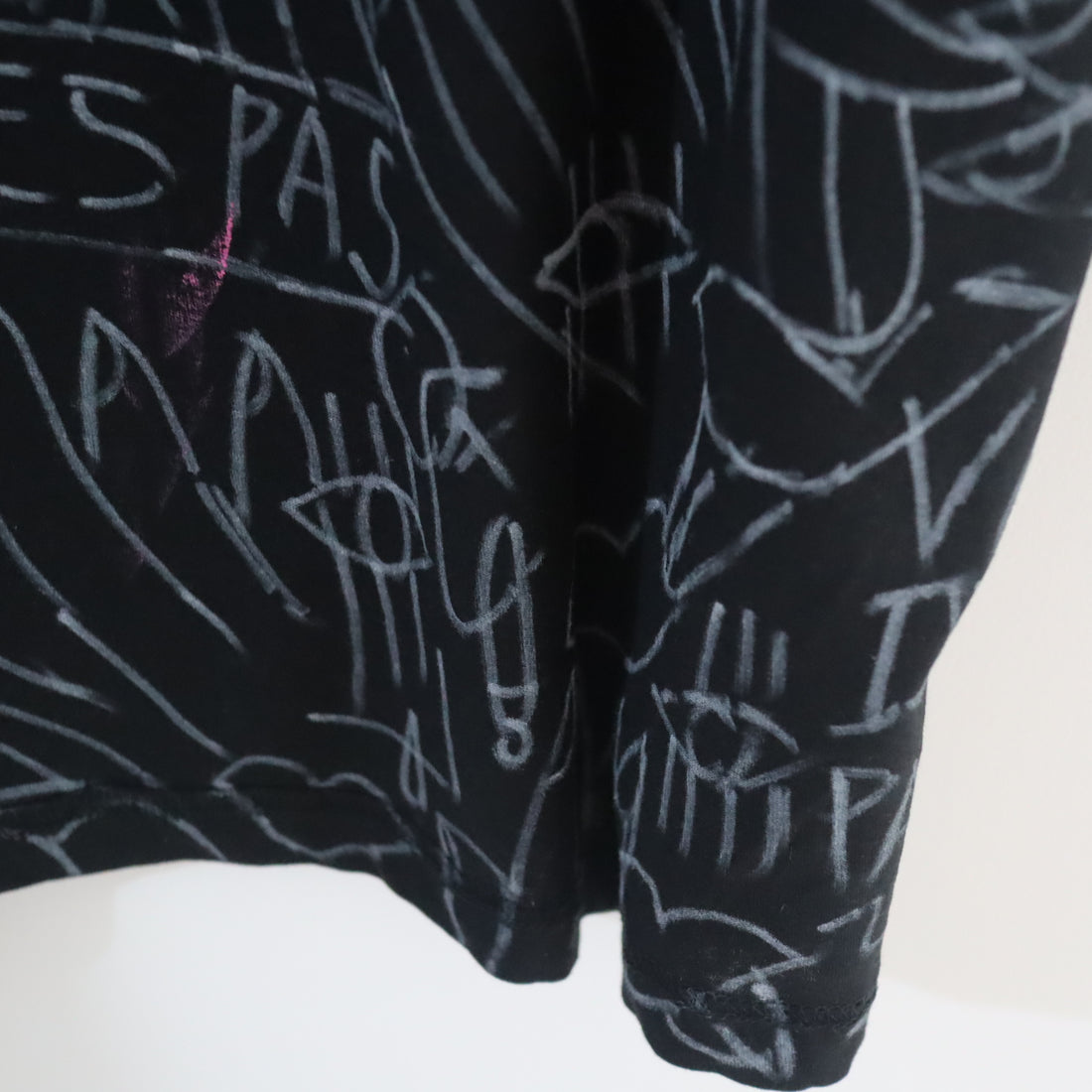VAVA DUDU  PAINTED T-SHIRTS “S”