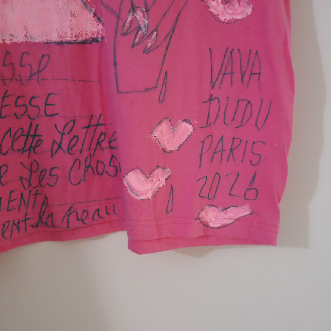 VAVA DUDU  PAINTED T-SHIRTS “L”