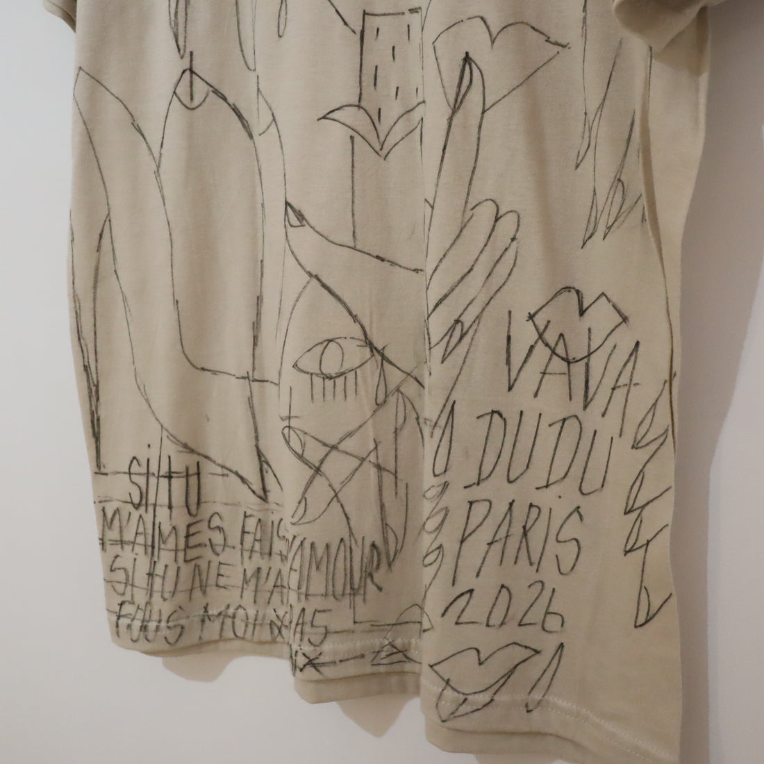 VAVA DUDU  PAINTED T-SHIRTS “X”