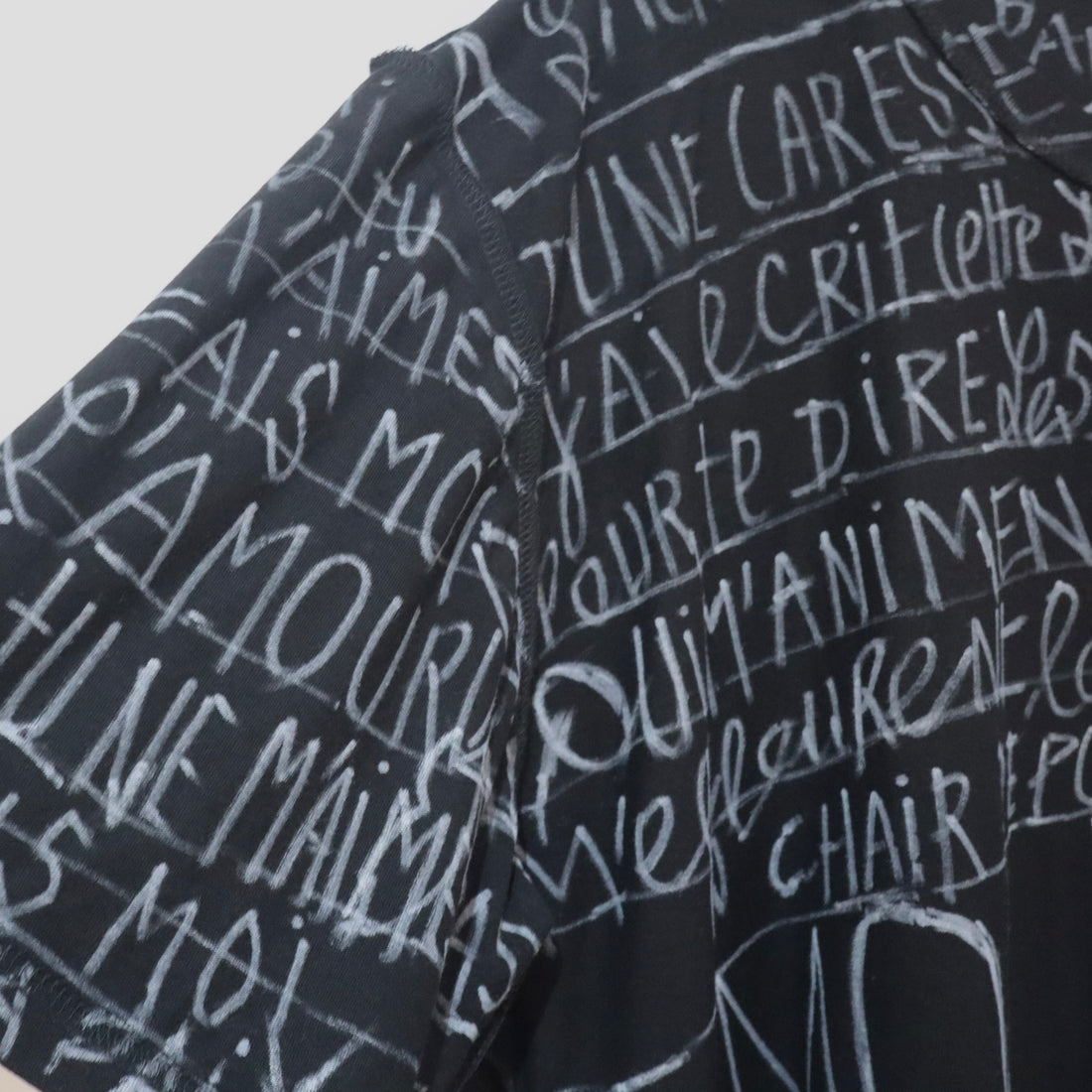 VAVA DUDU  PAINTED T-SHIRTS “T”