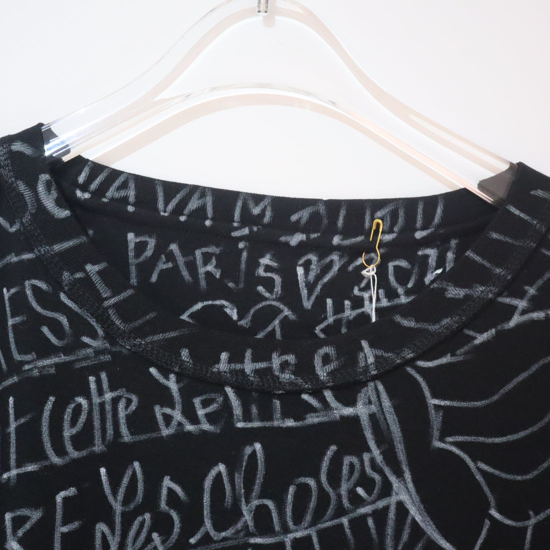 VAVA DUDU  PAINTED T-SHIRTS “T”