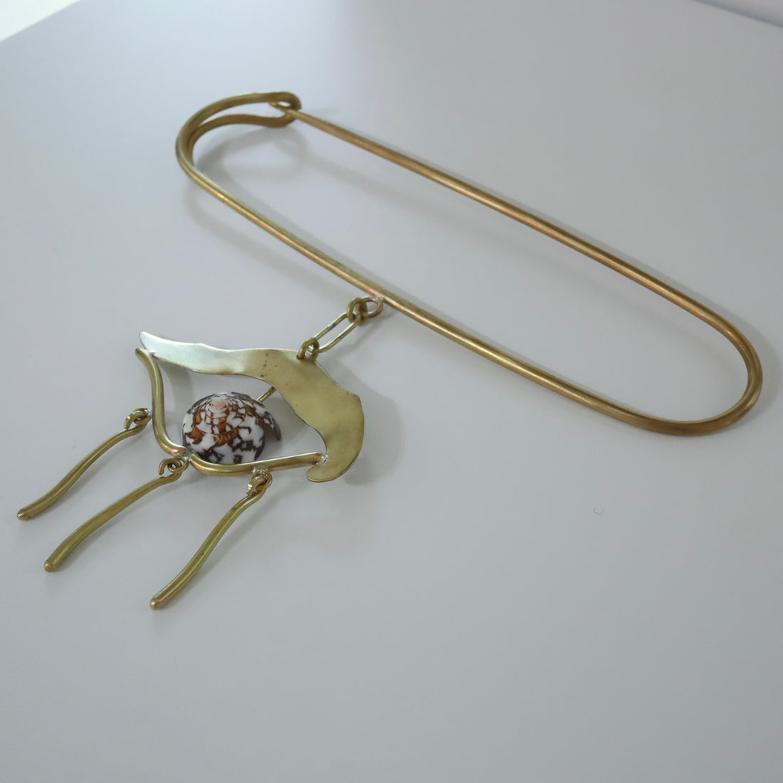 O'Tru no Trus  BIG PIN “D”