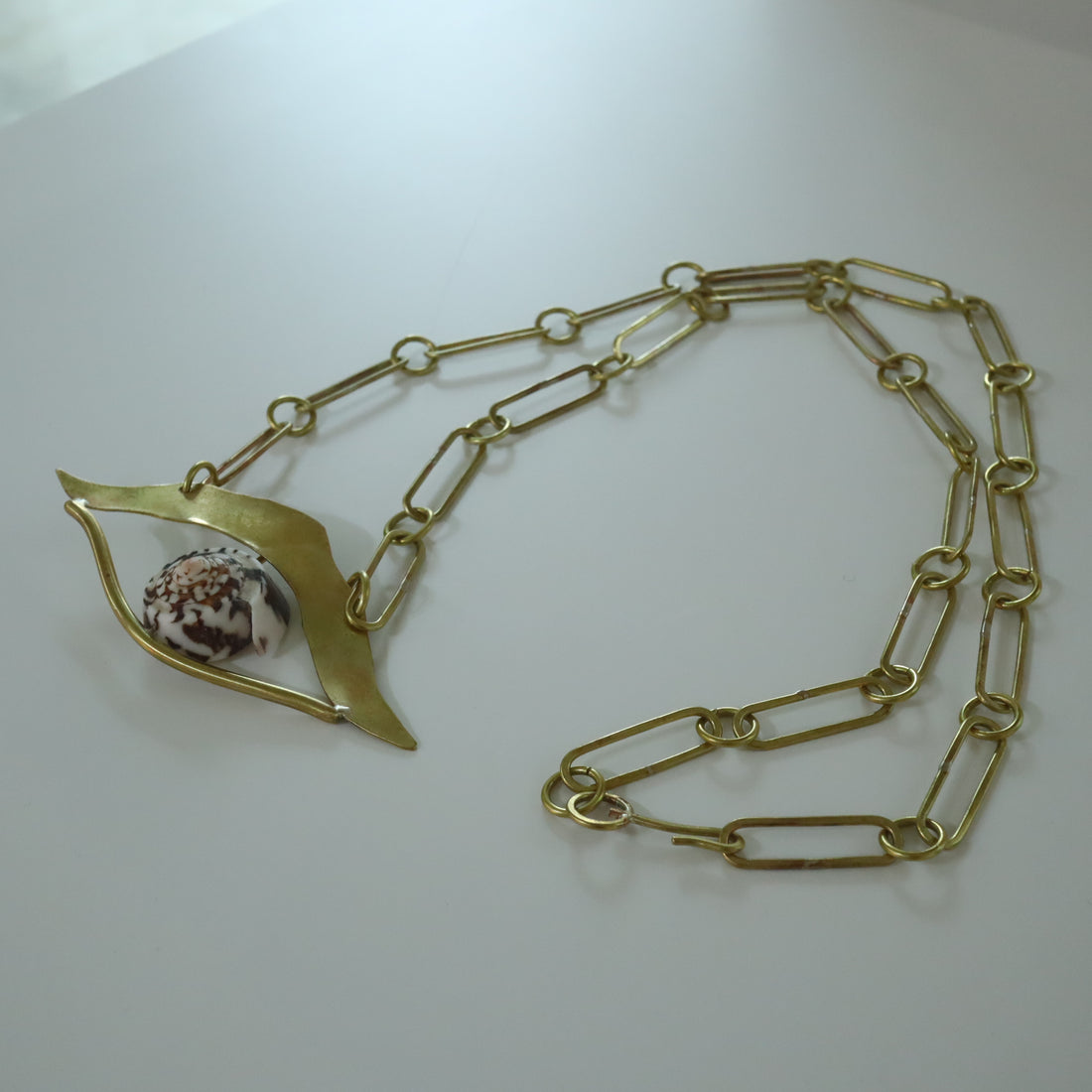 O'Tru no Trus  SCULPTURE NECKLACE “G”