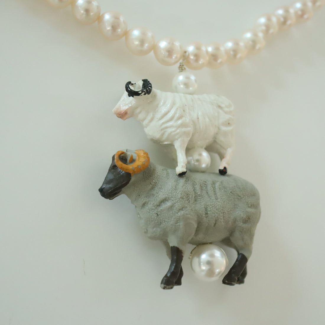 ANIGIG  SECRET ANIMAL PEARL NECKLACE