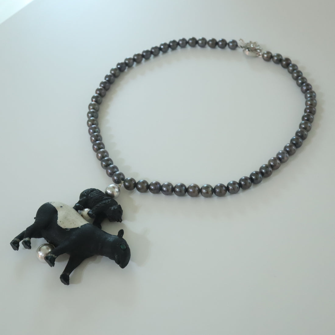 ANIGIG  SECRET ANIMAL PEARL NECKLACE