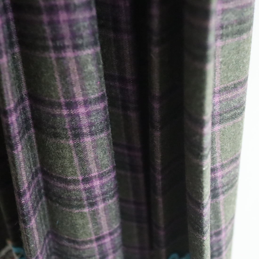CHOPOVA LOWENA  MISSISH KILT KNEE SKIRT