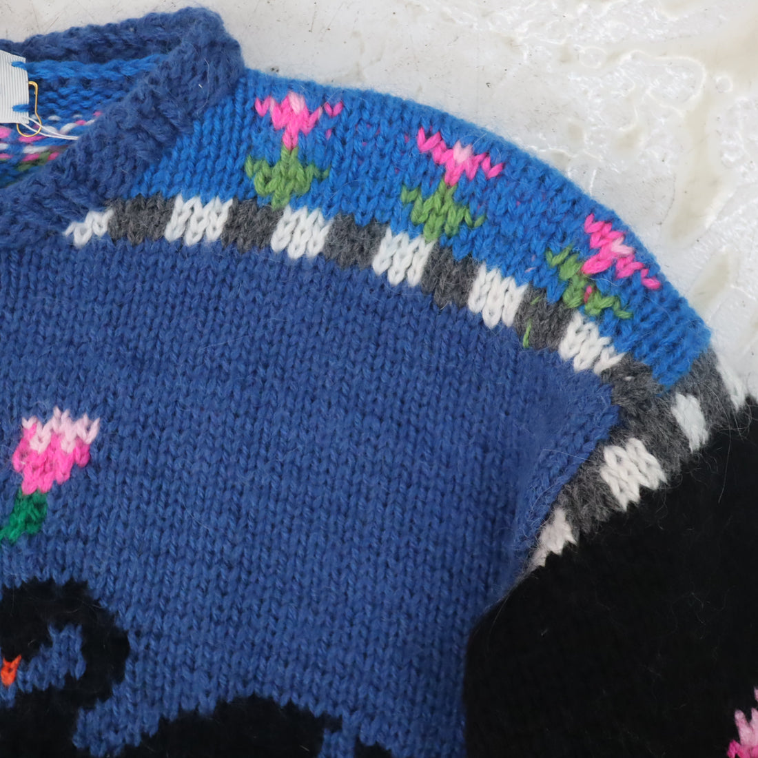 SOFIO GONGLI  FLOWER KNIT