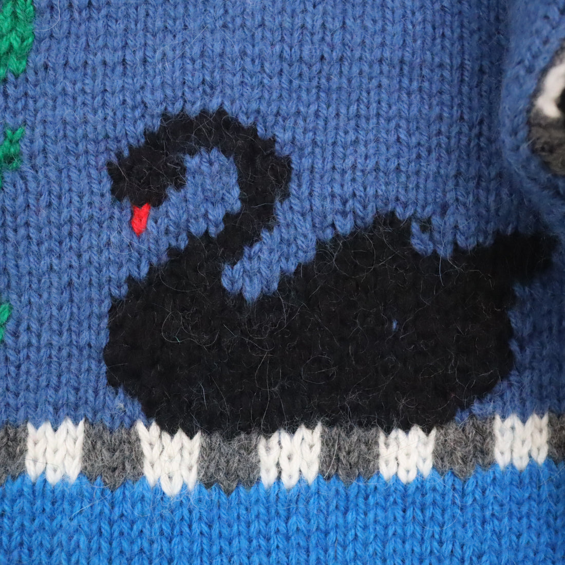 SOFIO GONGLI  FLOWER KNIT