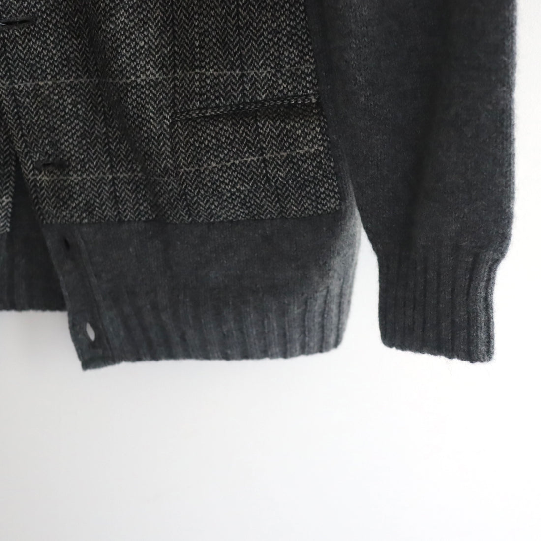 BLESS  SAKKOTOP CARDIGAN