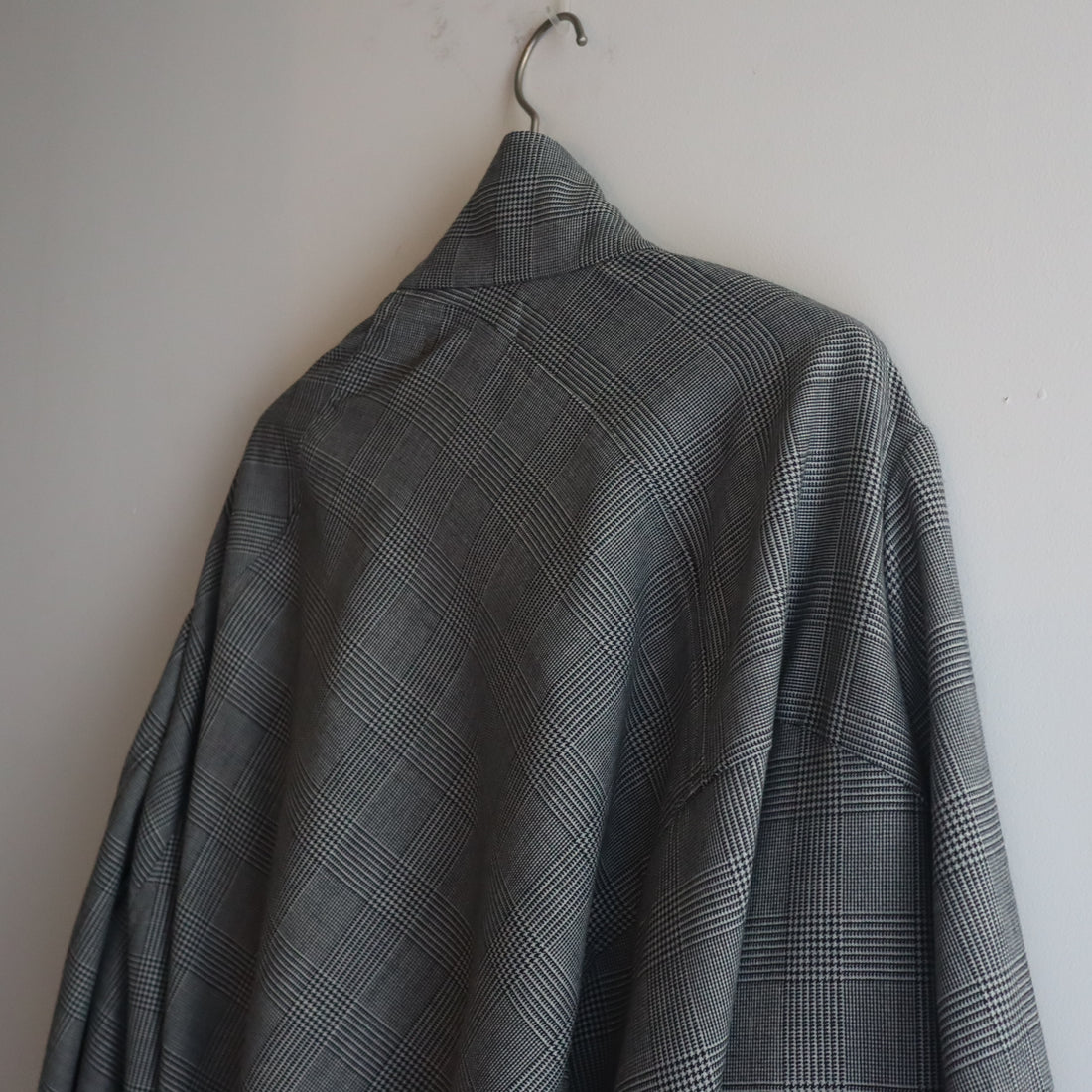 ANREALAGE   BALL STAND COLLAR COAT