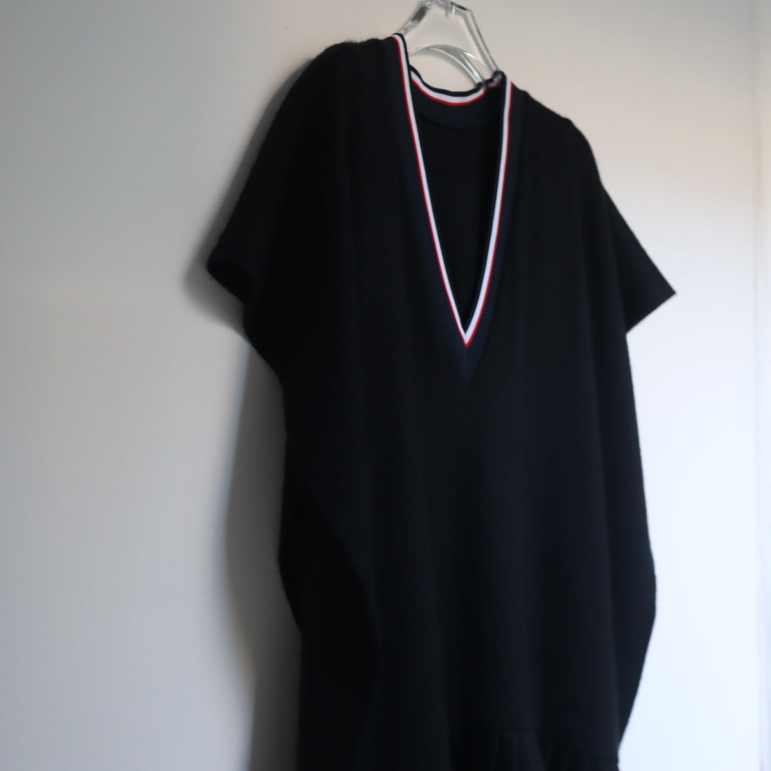 BLESS  PLISSEDRESS PONCHO
