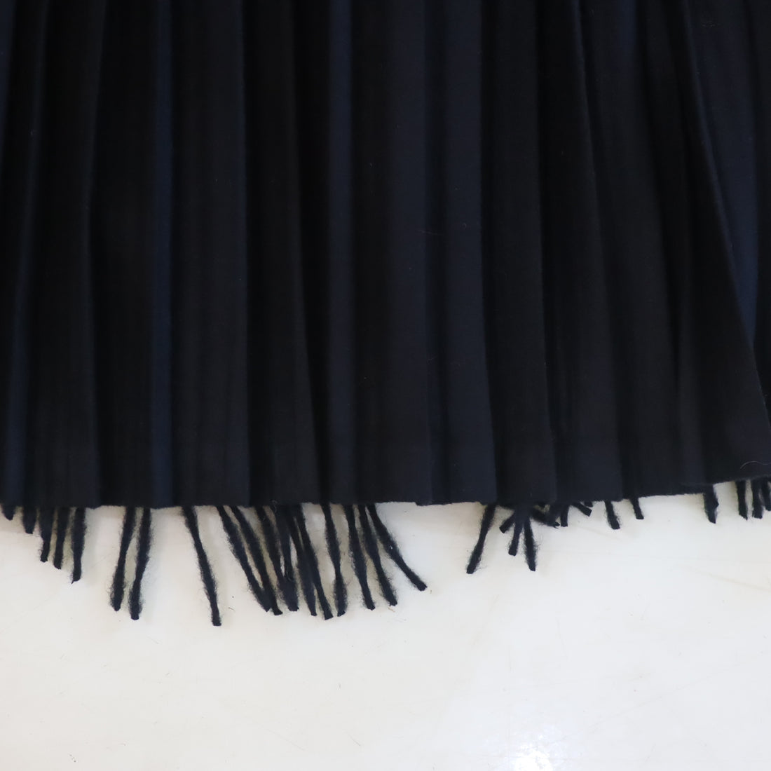 BLESS  PLISSEDRESS PONCHO