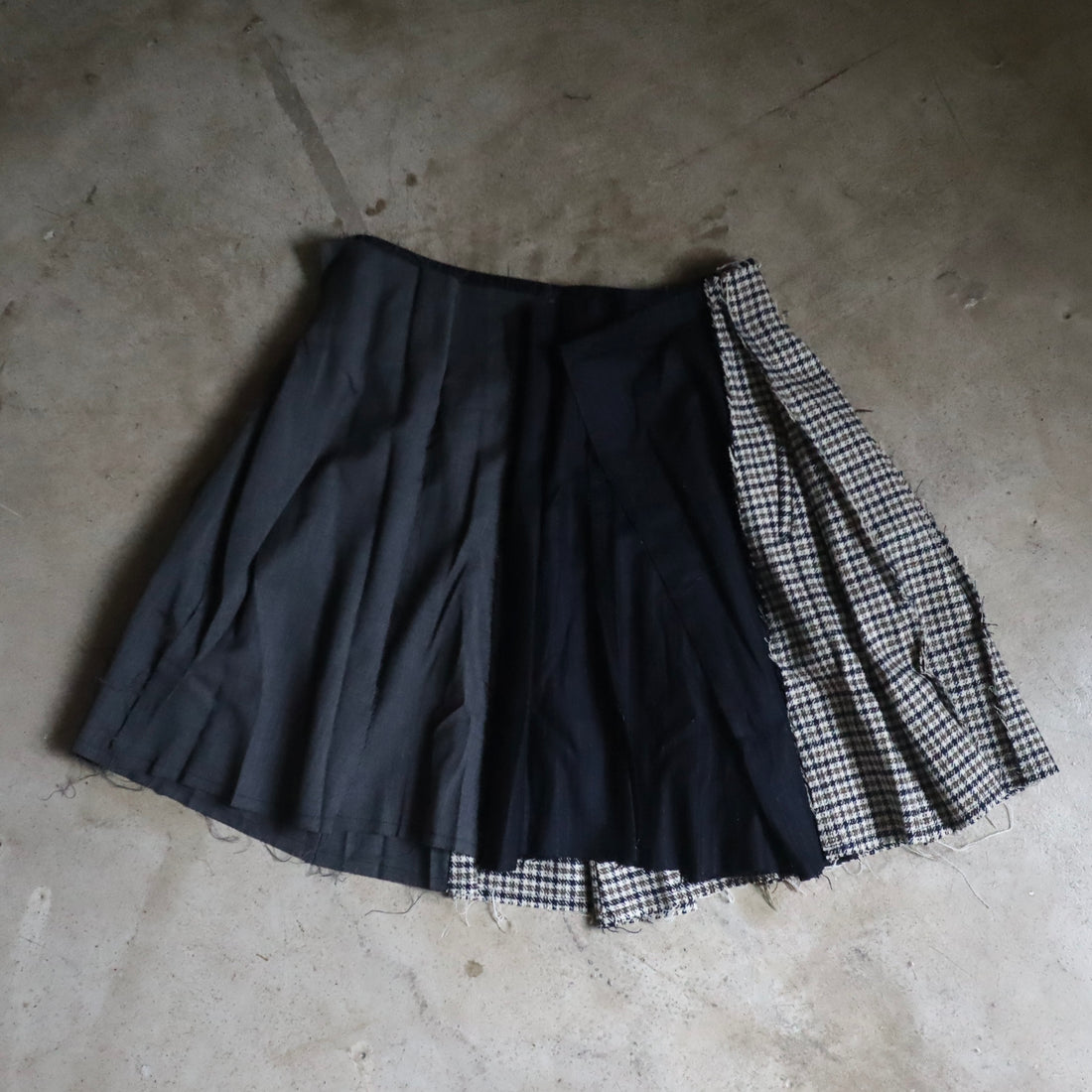 FAÇON JACMIN  JAMELIA SHORT KILT SKIRT