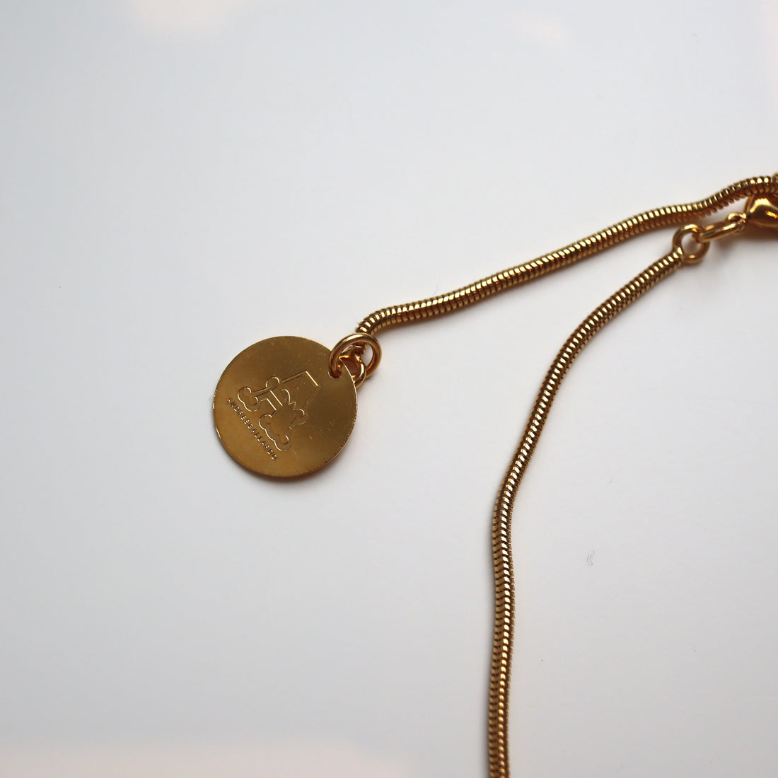 ANDRESGALLARDO  GAZE NECKLACE