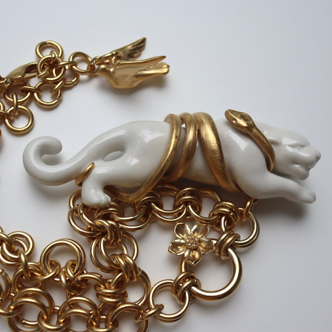 ANDRESGALLARDO  LOVE EMBRACE NECKLACE