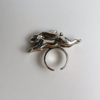 ANDRESGALLARDO  RABBIT JUMPING METAL RING SILVER