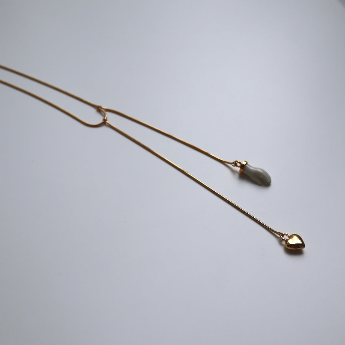 ANDRESGALLARDO  REACHING LOVE CHOKER