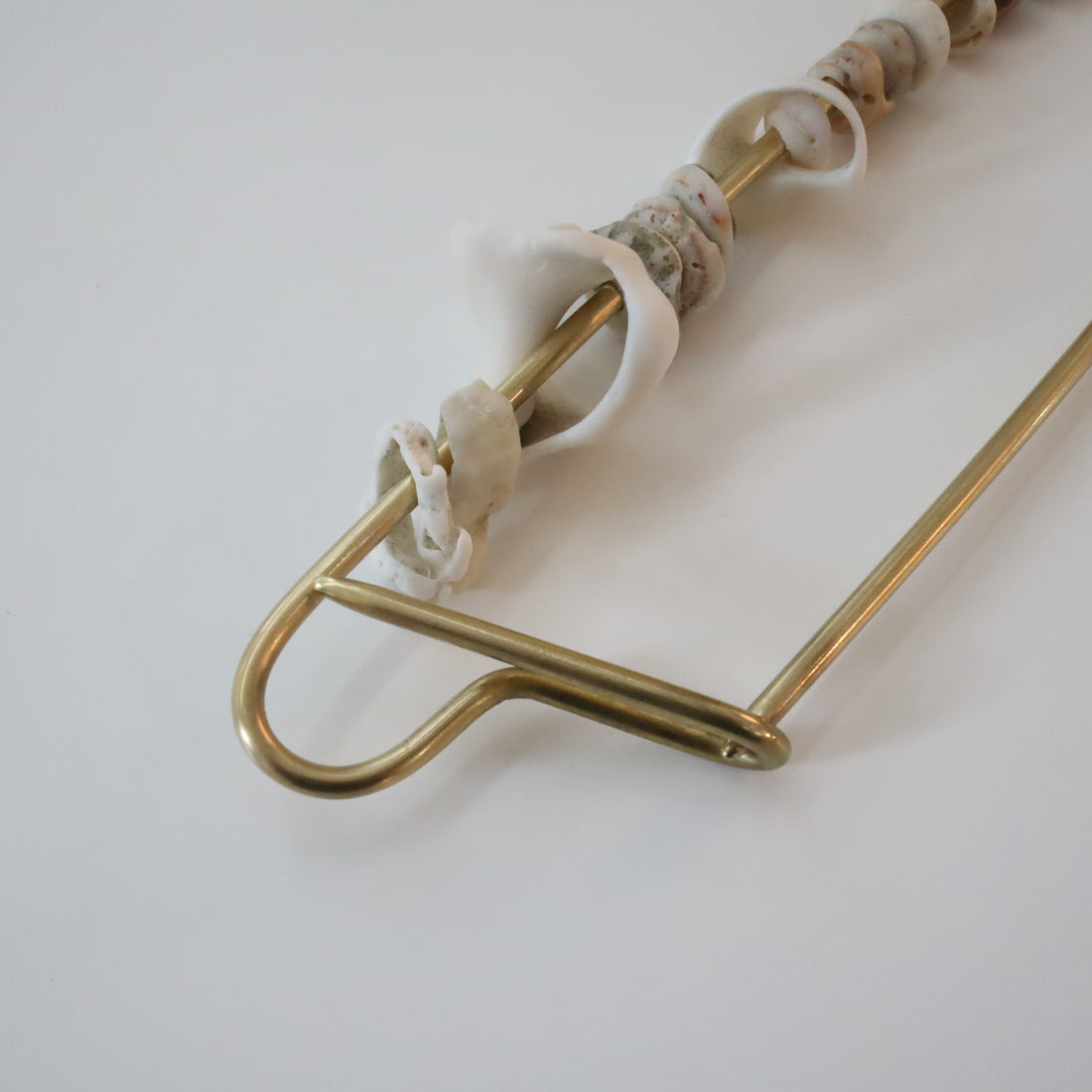 O'Tru no Trus  BIG PIN SCULPTURE『E』