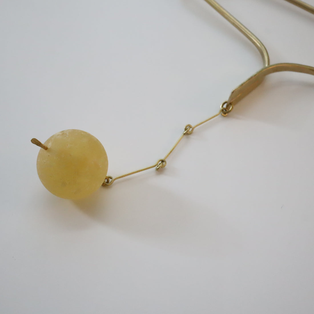 O'Tru no Trus  BIG PIN SCULPTURE『G』