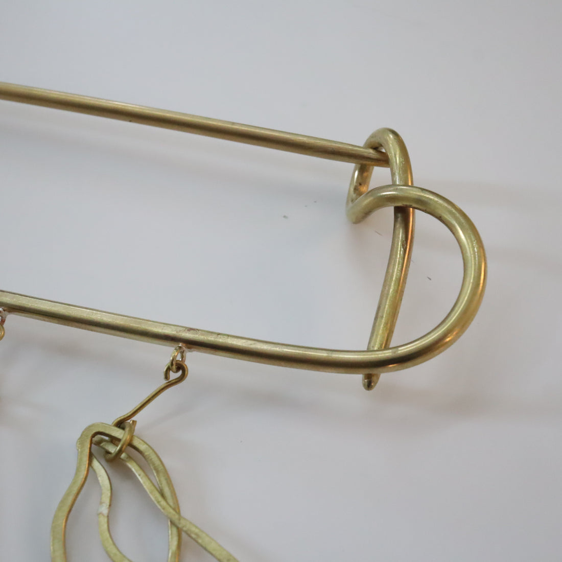 O'Tru no Trus  BIG PIN SCULPTURE『I』