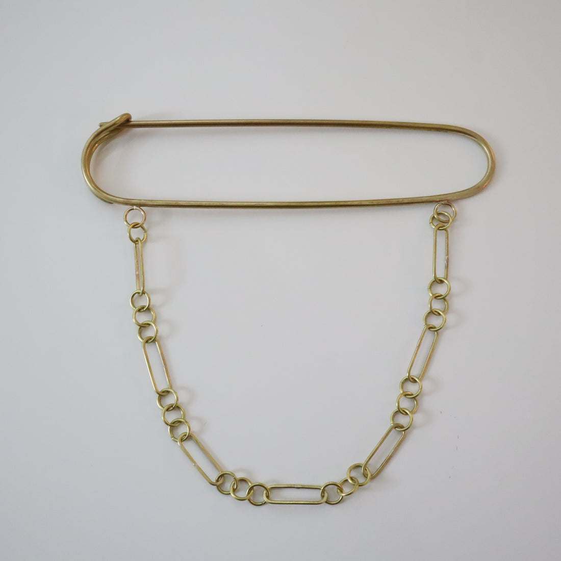 O'Tru no Trus  BIG PIN SCULPTURE『B』