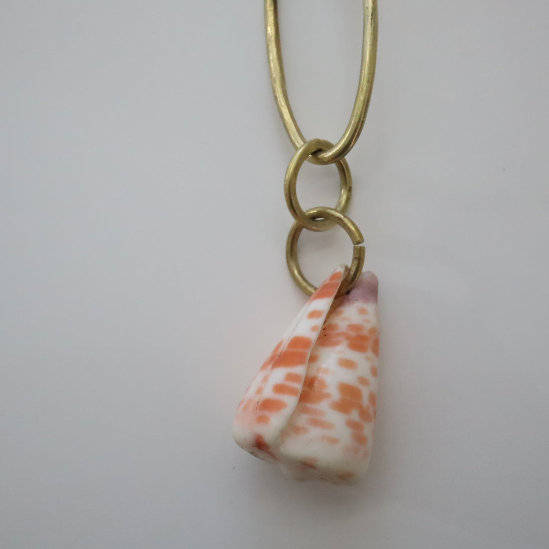 O'Tru no Trus  BIG PIN SCULPTURE『C』