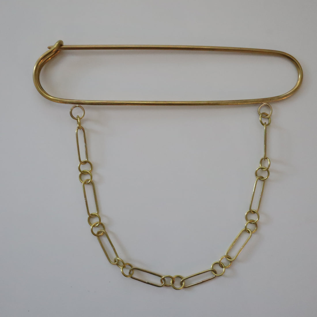 O'Tru no Trus  BIG PIN SCULPTURE『G』