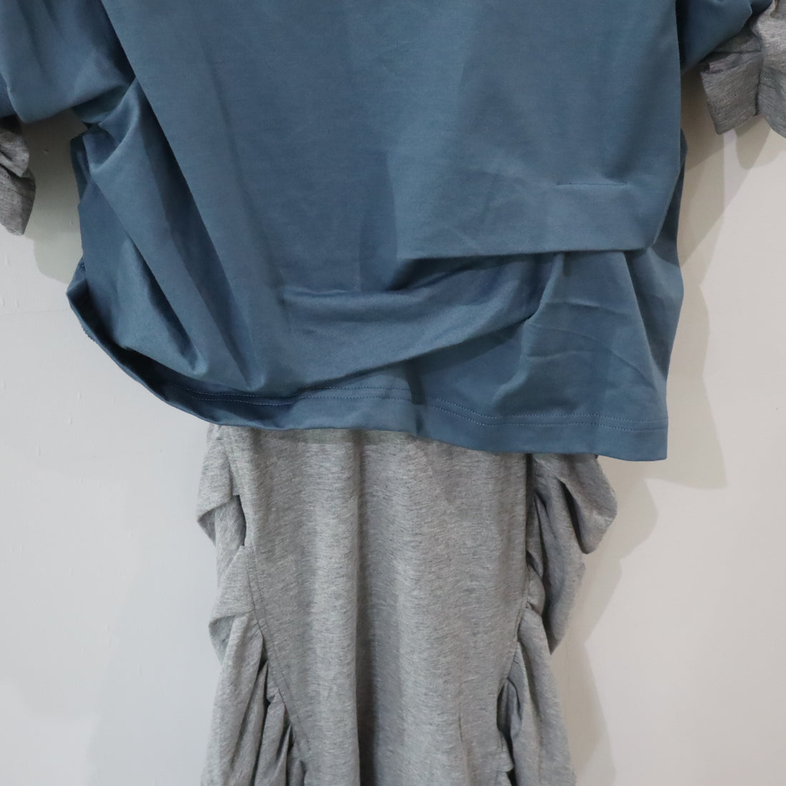 MIKIOSAKEBE  CONFUSING T-SHIRT