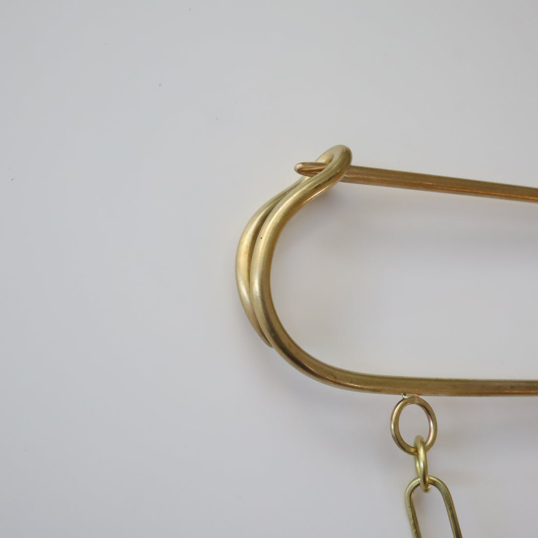 O'Tru no Trus  BIG PIN SCULPTURE『A』