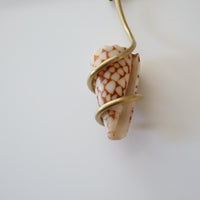 O'Tru no Trus  BIG PIN SCULPTURE『F』