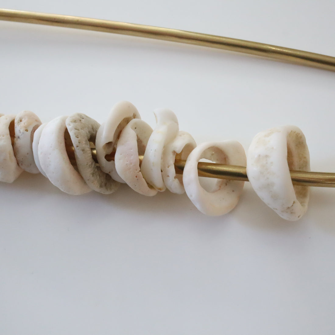 O'Tru no Trus  BIG PIN SCULPTURE『G』