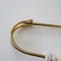 O'Tru no Trus  BIG PIN SCULPTURE『G』