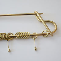 O'Tru no Trus  BIG PIN SCULPTURE『H』