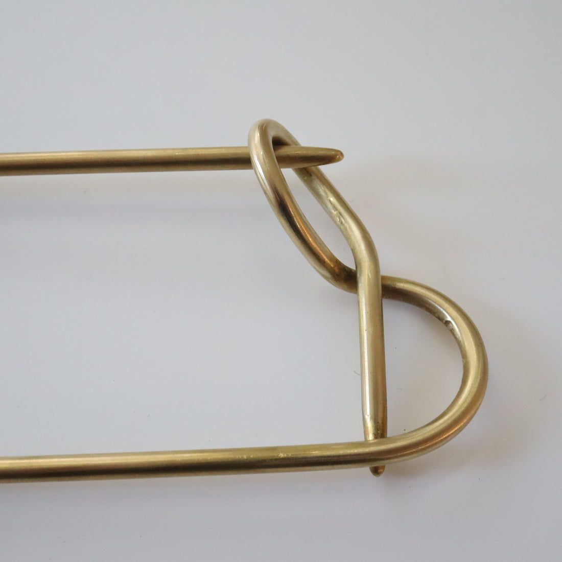 O'Tru no Trus  BIG PIN SCULPTURE『L』